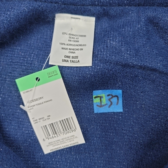 NWT Soft toggle button Blue Colorblock fringe poncho Cape I37 - Picture 6 of 7